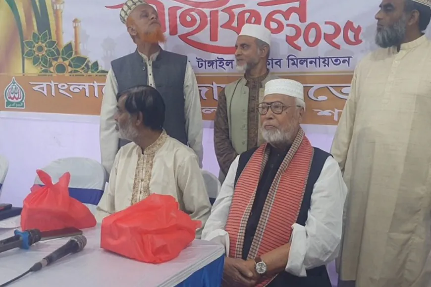 জামায়াতের ইফতার মাহফিলে কাদের সিদ্দিকী: অবস্থান বদলালেন বঙ্গবীর?