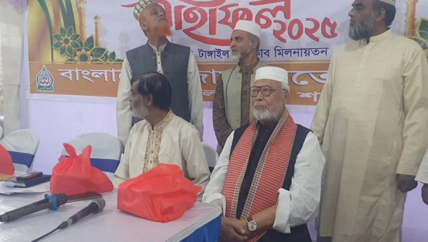 জামায়াতের ইফতার মাহফিলে কাদের সিদ্দিকী: অবস্থান বদলালেন বঙ্গবীর?